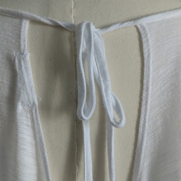 {LA Made Anthropologie} White Top Size Small P - Picture 4 of 7
